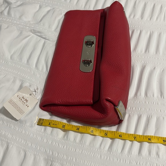 Coach Red Swagger Turn-lock Clutch / Crossbody - Picture 13 of 13